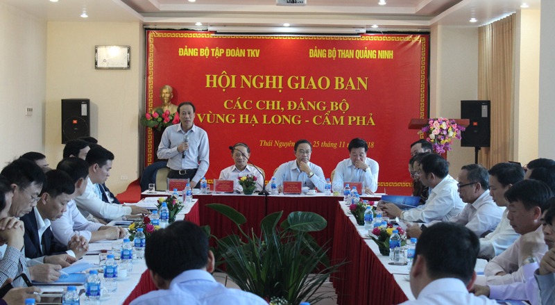 Hội nghị giao ban các chi, đảng bộ vùng Hạ Long - Cẩm Phả