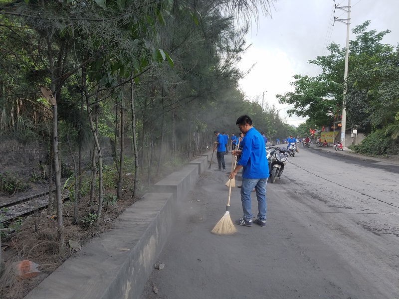 Thanh niên Than Hà Tu với phong trào "Ngày Chủ nhật xanh"