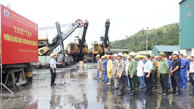 Ban Chỉ huy diễn tập quán triệt các nội dung thực hành diễn tập