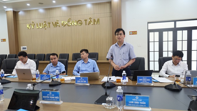 3dong chi ngo xuan khoa hieu truong truong quan tri kinh doanh vinacomin nhan xet va gop y chuyen mon cho luan van