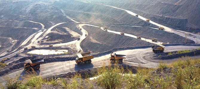 Khai trường Than Hà Tu sản xuất sôi động thi đua 120 ngày đêm  phấn đấu hoàn thành kế hoạch 6 tháng đầu năm 2026