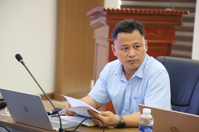 Đồng chí Phan Ngũ Hoành - Phó Giám đốc công ty chủ trì Hội nghị